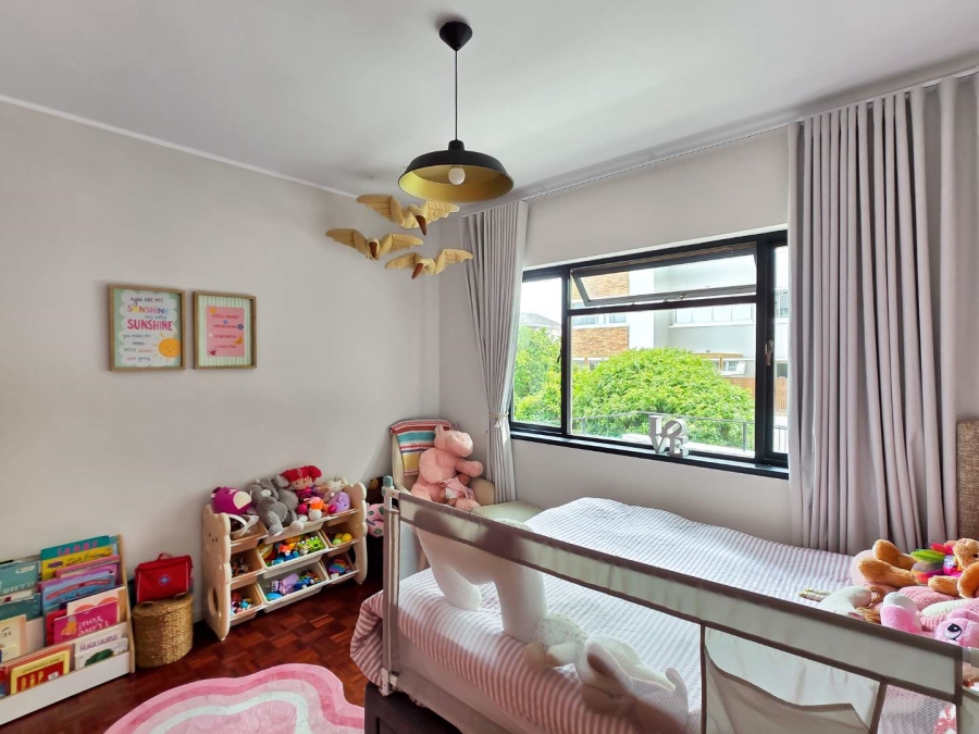 To Let 2 Bedroom Property for Rent in Sea Point Western Cape